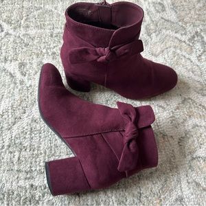Kelly & Katie Tessano suede ankle boots burgundy color size 6.5